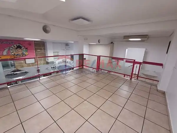 Local comercial en venda a Centro Urbano, imagen 9