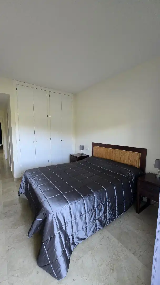 Habitatge amb terrassa en venda a Avenida Sierra Morena 47, imagen 10