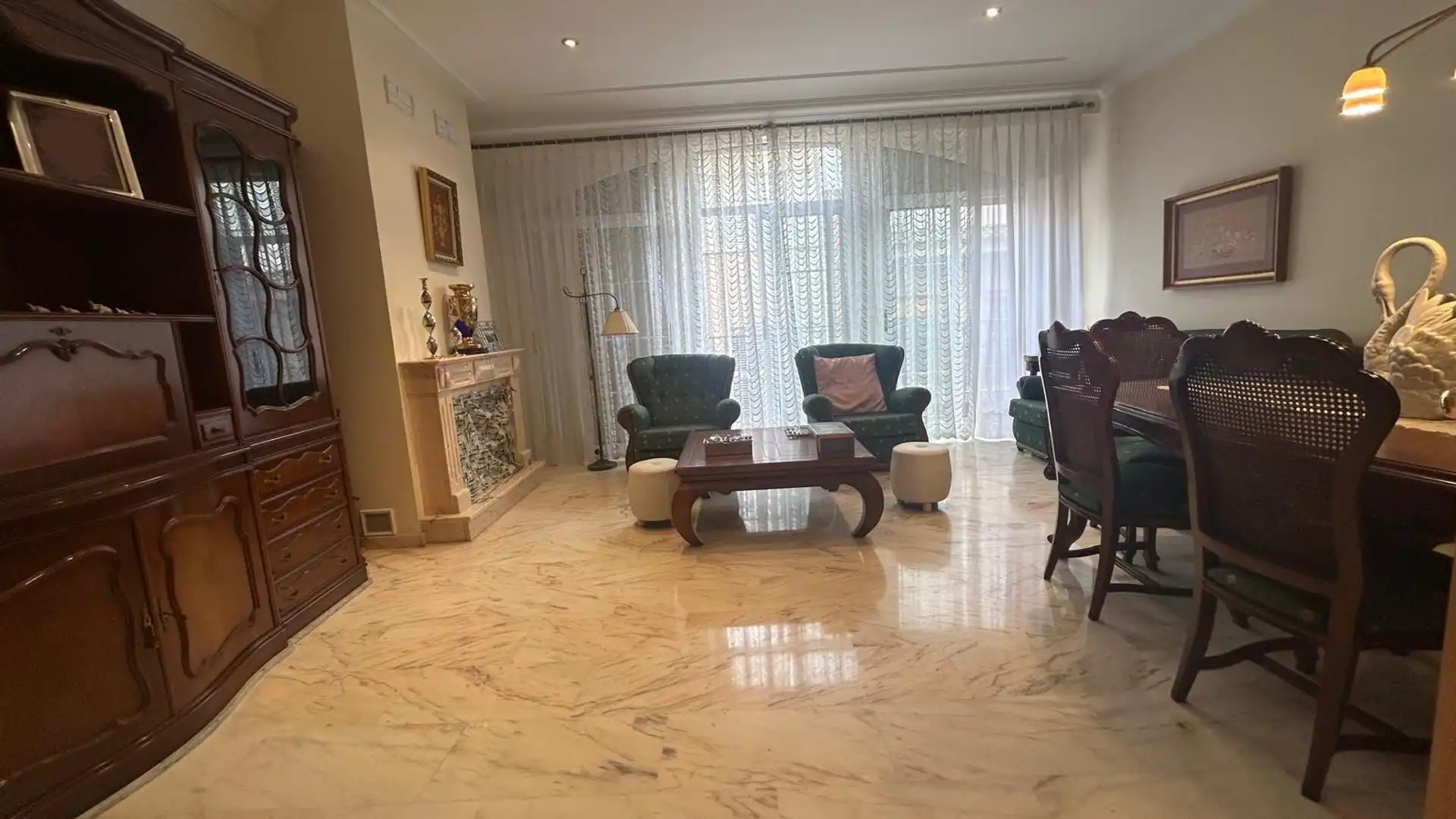 Sala d'estar de Casa o xalet en venda en Benetússer