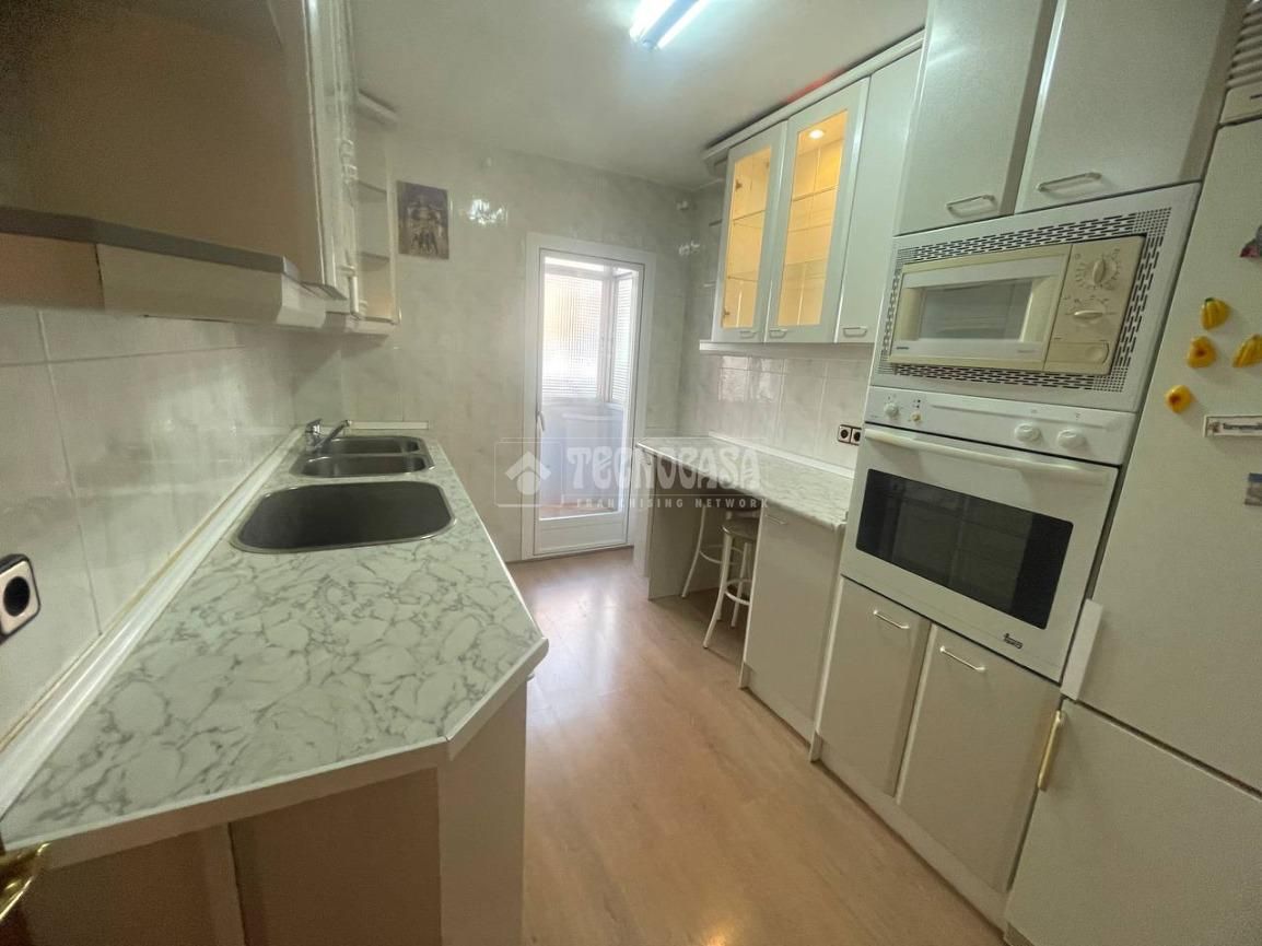 Cuina de Pis en venda en San Sebastián de los Reyes amb Aire condicionat i Terrassa