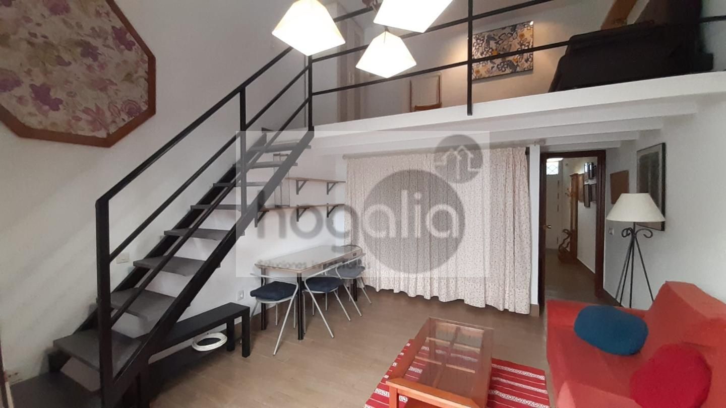 Flat to rent in  Sevilla Capital  with Air Conditioner and Furnished