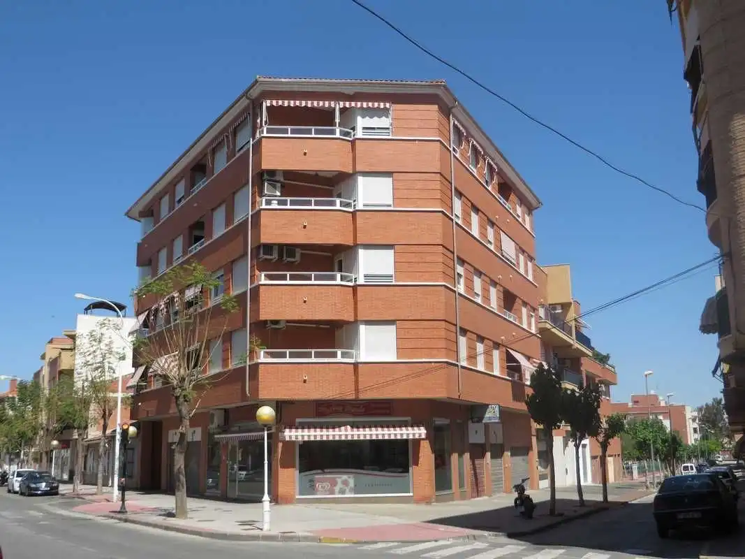 Pis en venda a Avenida Martinez Campos