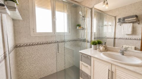Foto 5 de Casa adosada en venta en Calle del Cedro, 55, Los Robles, Torrelodones