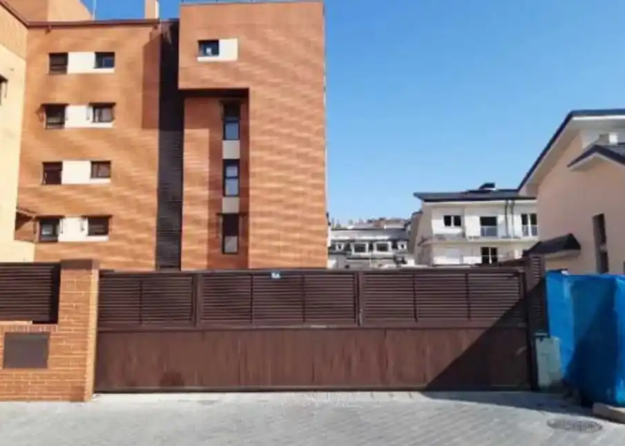 Außenansicht von Garage zum Verkauf in Rivas-Vaciamadrid