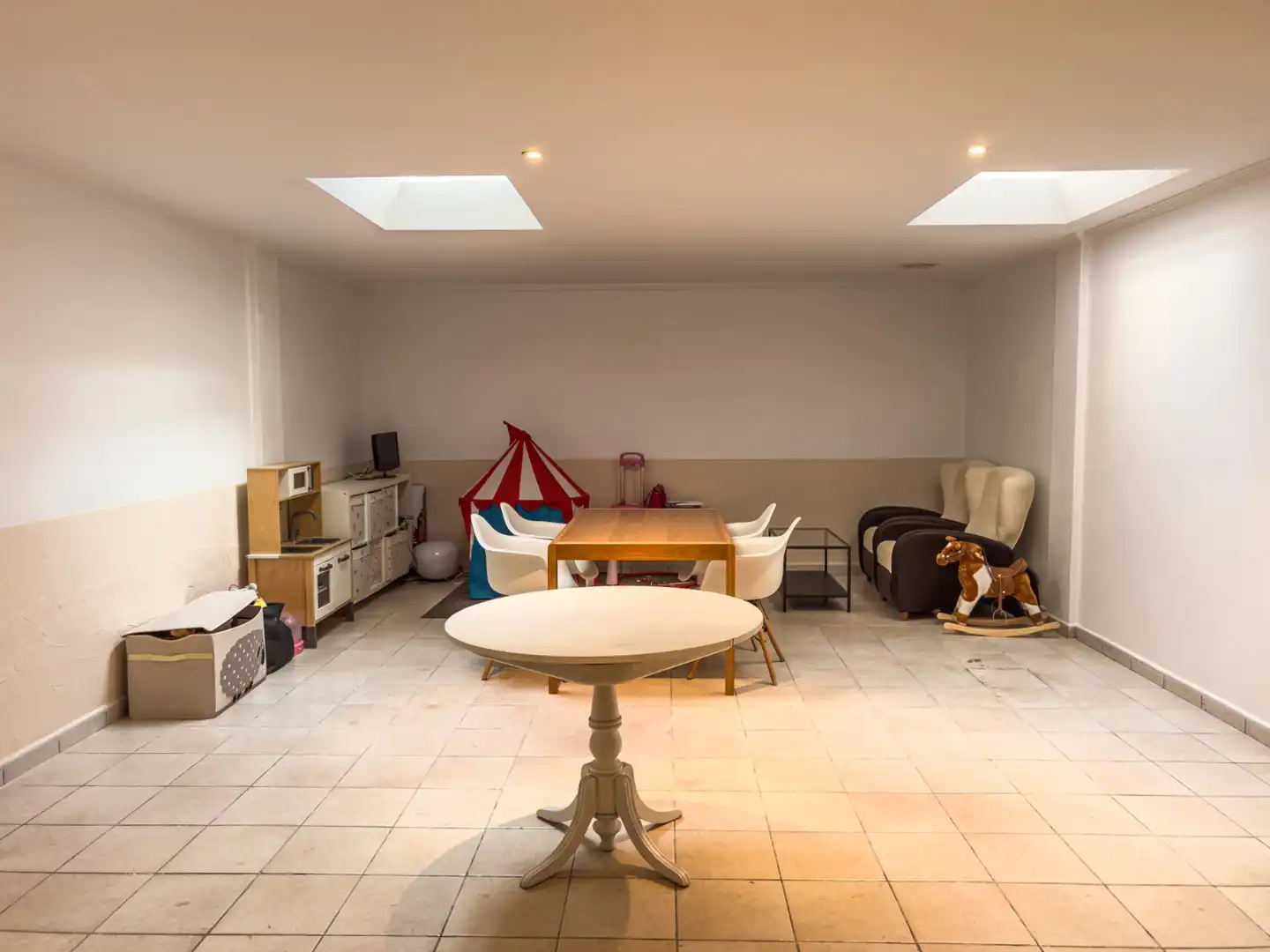 Dúplex de alquiler en Santa Pola con Terraza, Trastero y Piscina