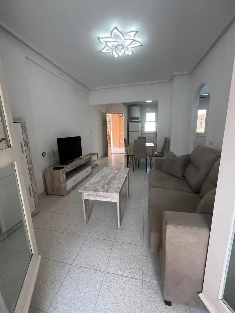 Fotografía del inmueble reportado: 850 €/mes — El Acequión, Torrevieja