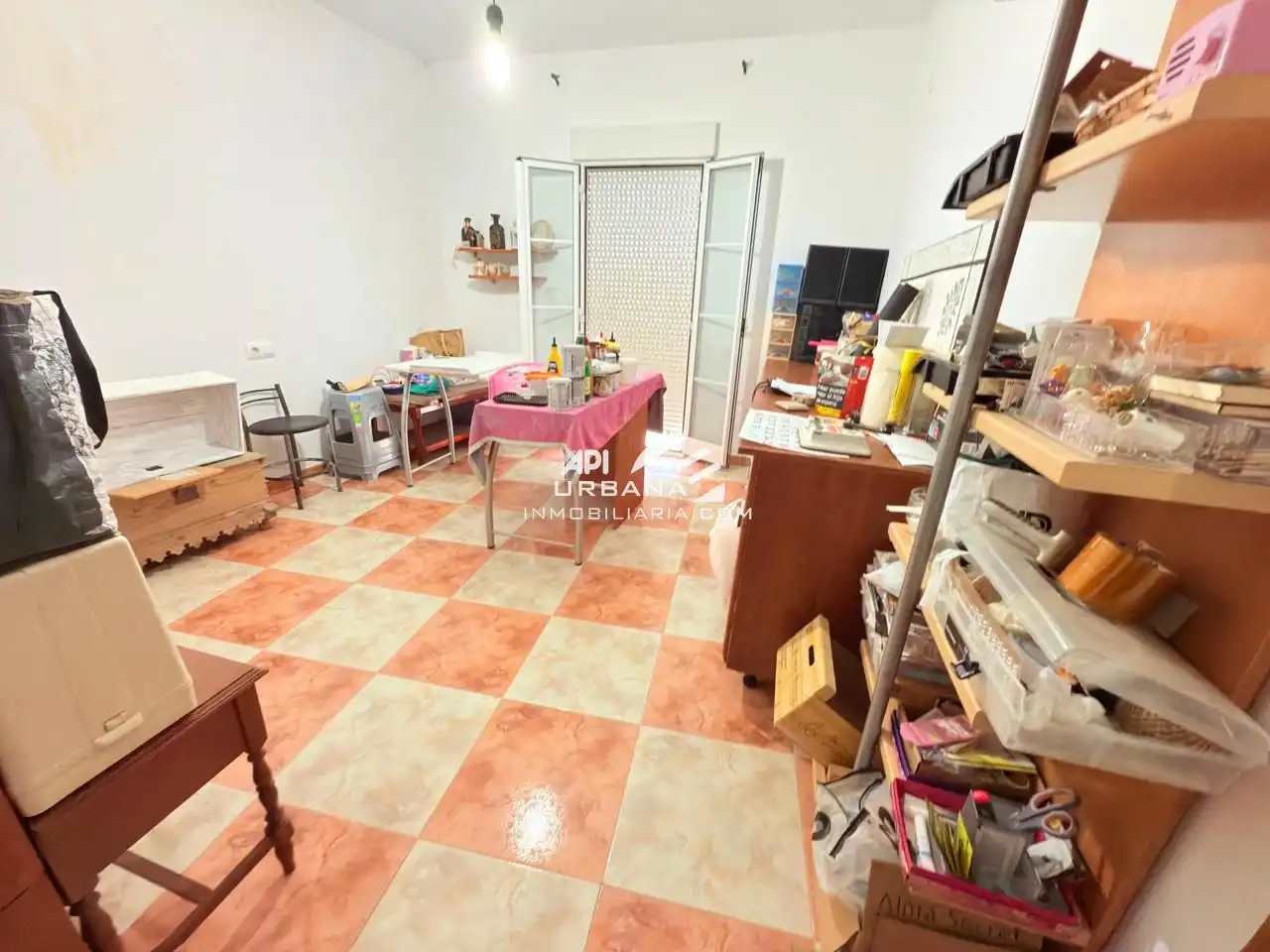 Piso en venta en Lucena con Aire acondicionado