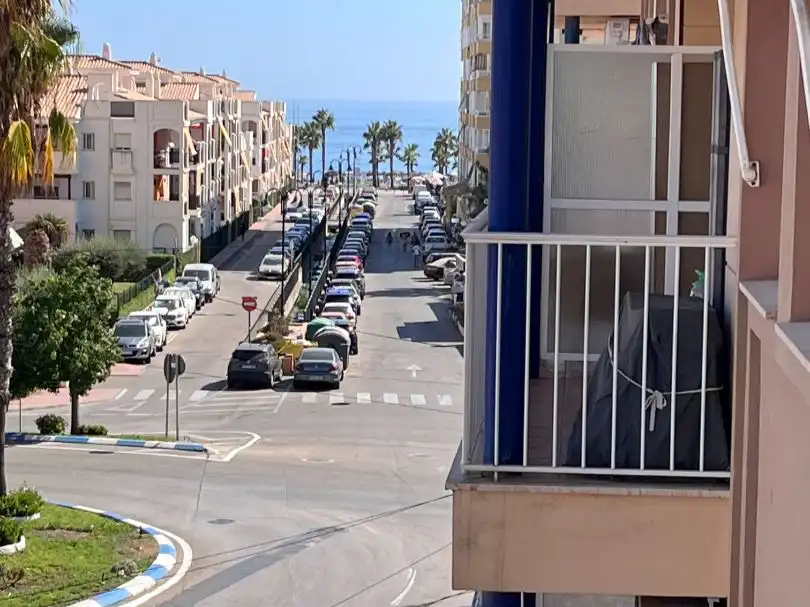 Außenansicht von Wohnung zur Miete in Torrox mit Klimaanlage, Heizung und Terrasse