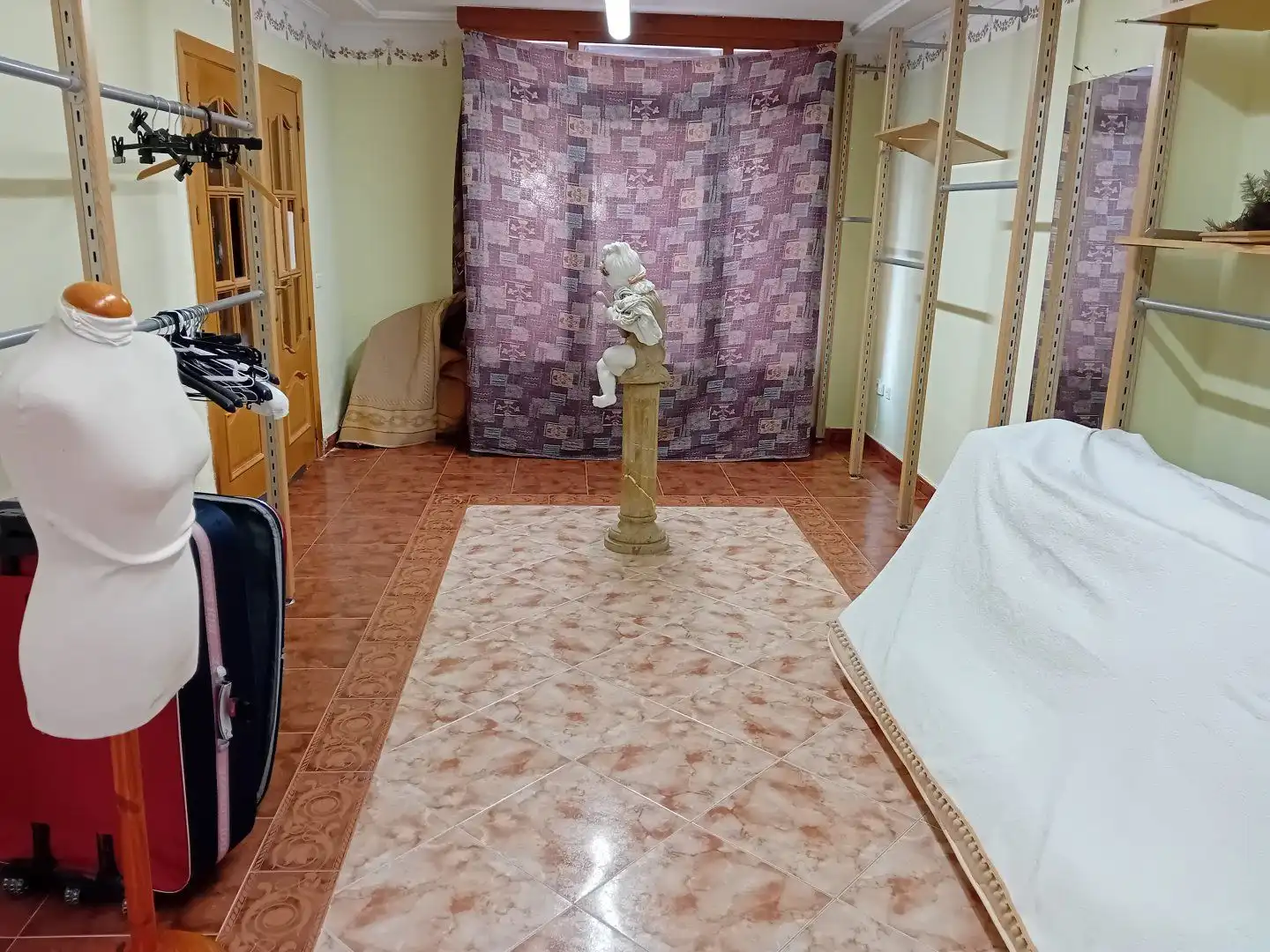 Wohnung zum Verkauf in Almagro mit Klimaanlage, Heizung und Terrasse
