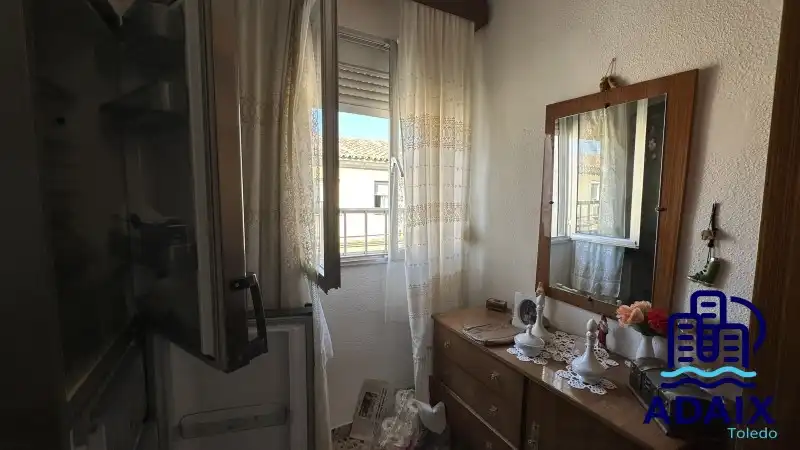 Bedroom of Flat for sale in Toledo