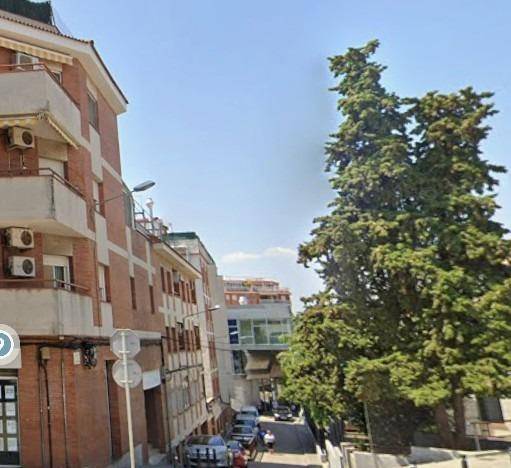 Piso en Venta en  LLOBATERAS en Mercat