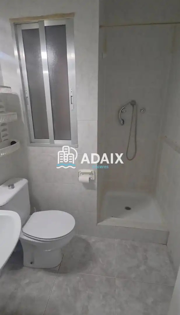 Baño de Piso en venta en Cáceres