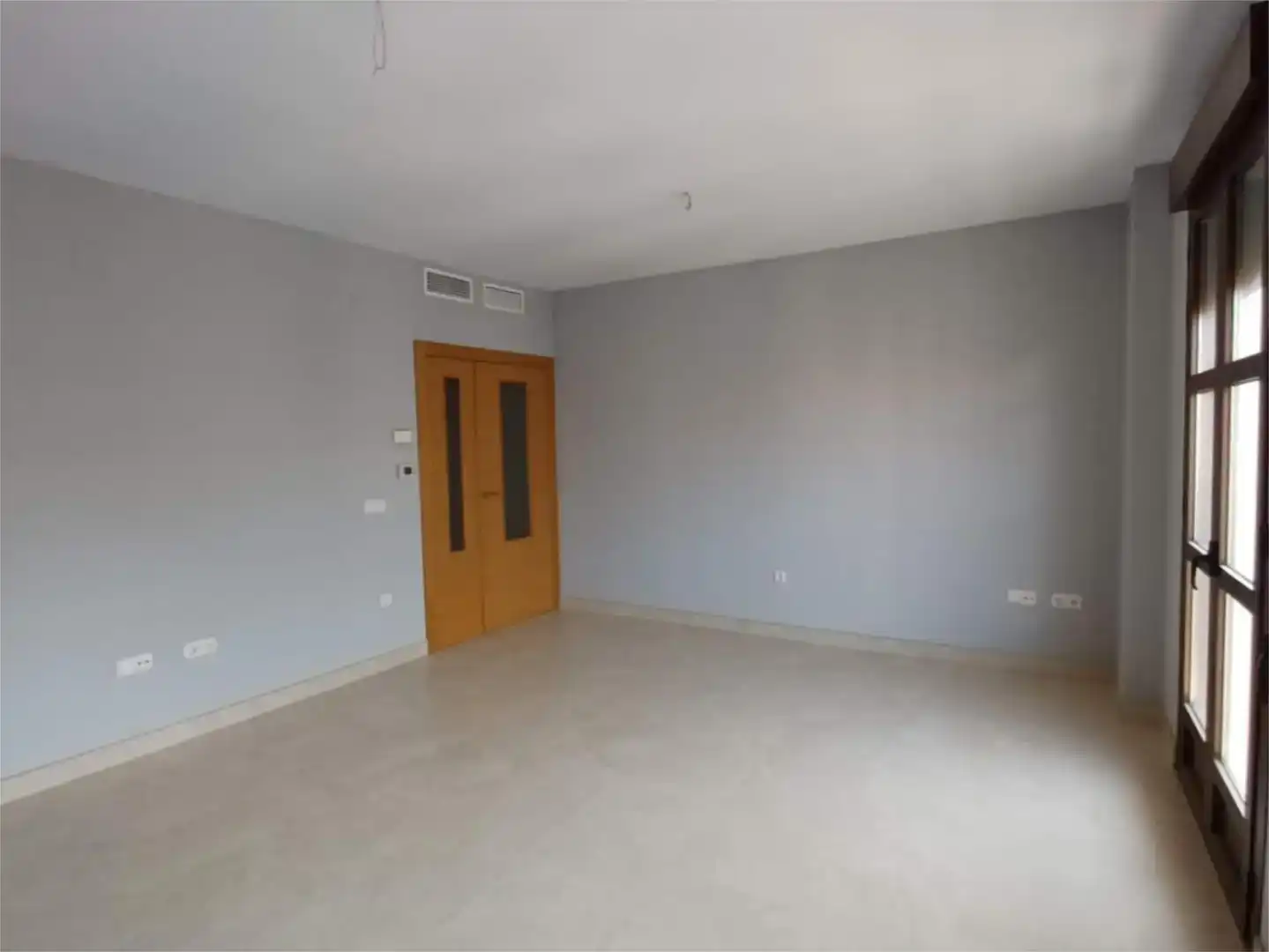 Wohnzimmer von Wohnung zur Miete in Lucena mit Klimaanlage und Balkon