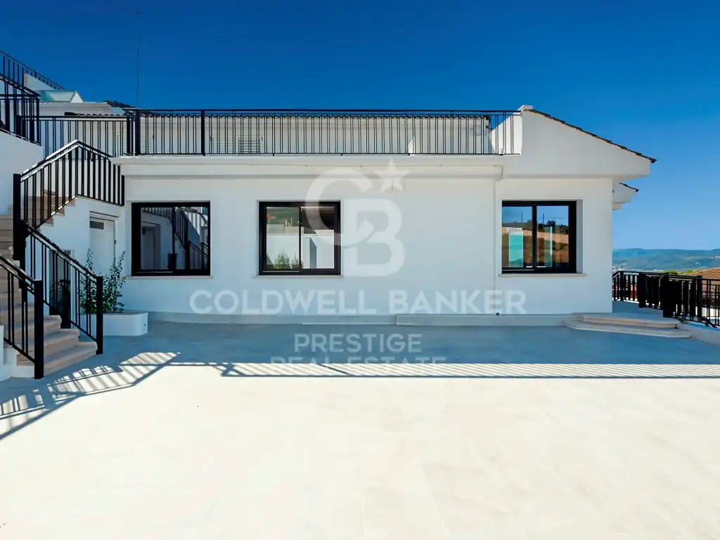 Exterior view of Houses for sale in Esplugues de Llobregat