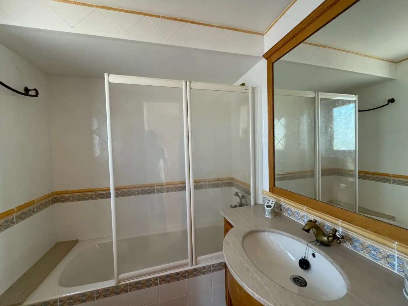 Bany de Apartament en venda en Es Mercadal amb Terrassa, Piscina i Balcó
