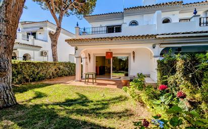 Jardí de Casa adosada en venda en Marbella amb Terrassa