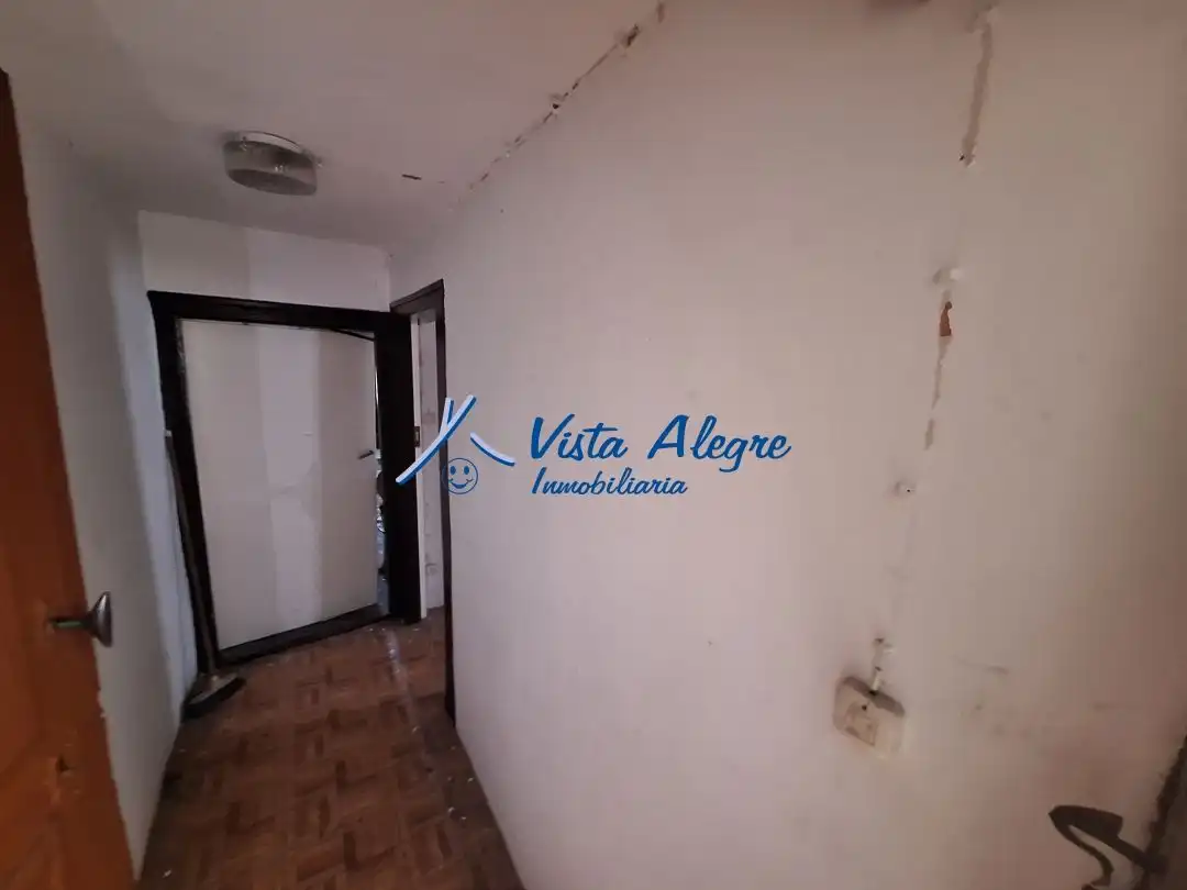 Buildings for sale in Haro