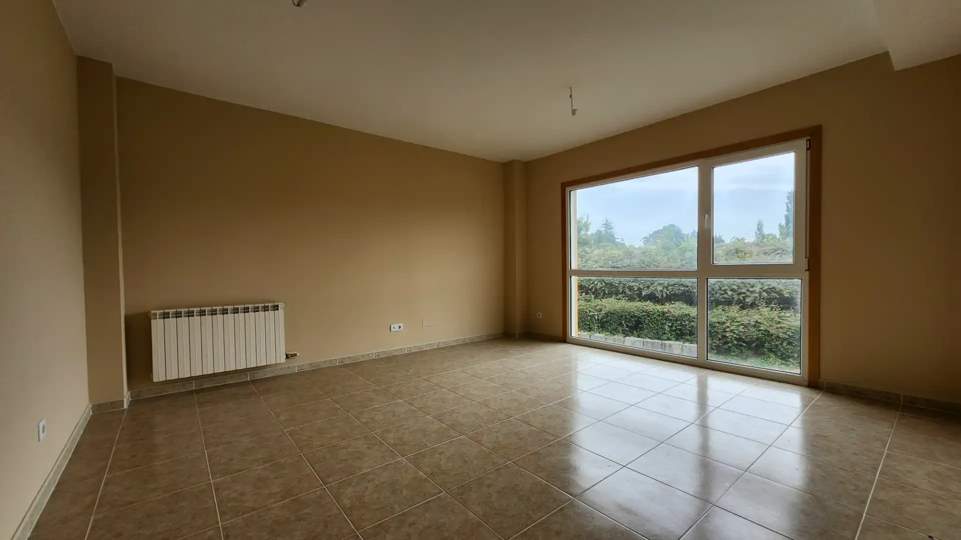 Apartments for sale in Rúa A Boca do Monte, Miño