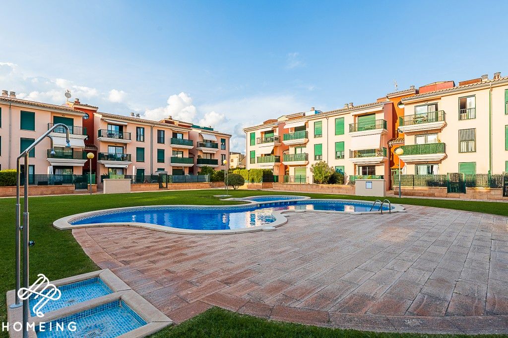 Exterior view of Flat for sale in Llucmajor  with Air Conditioner, Parquet flooring and Terrace