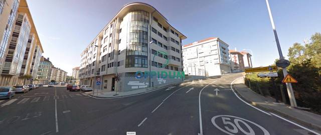 Local comercial en Venta en  de Agro do Medio, 21 en O Milladoiro