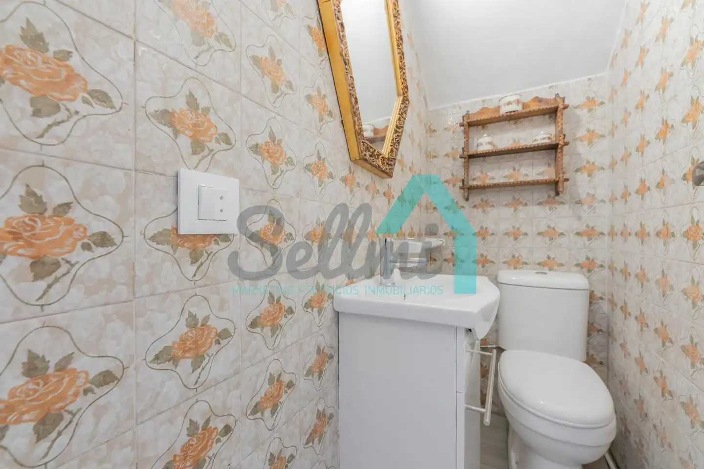 Bathroom of Detached homes for sale in Llanes  with Heating, Private garden and Terrace