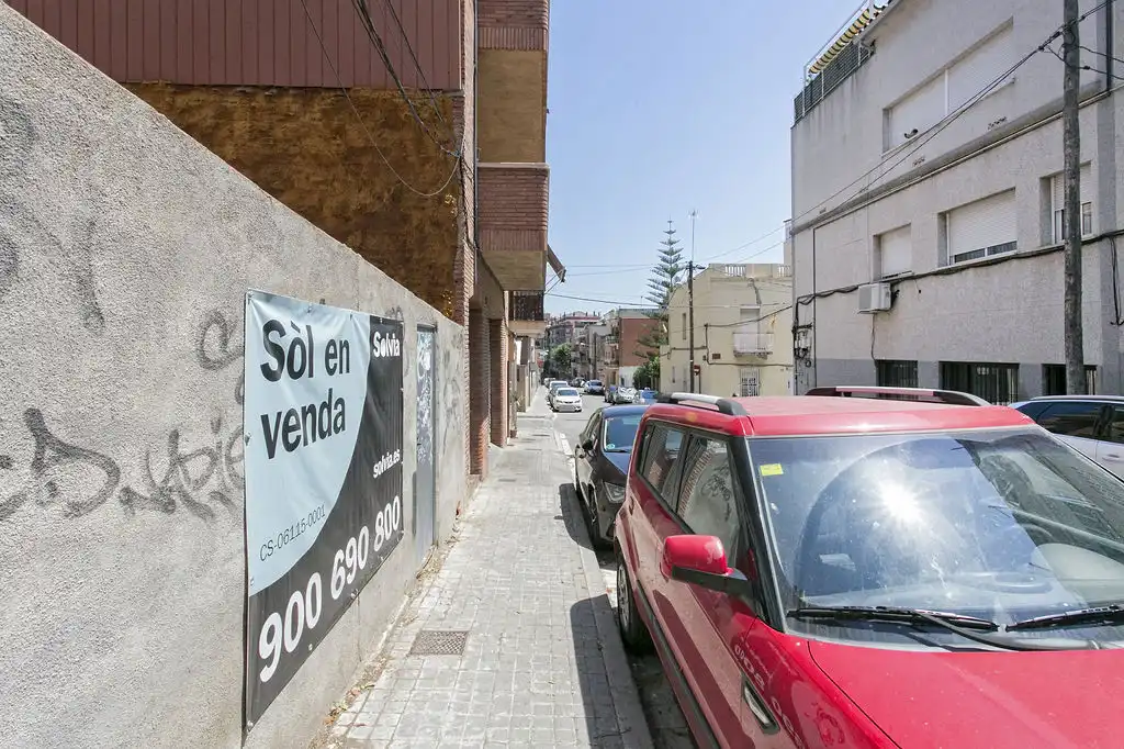 Außenansicht von Grundstücke zum Verkauf in Badalona