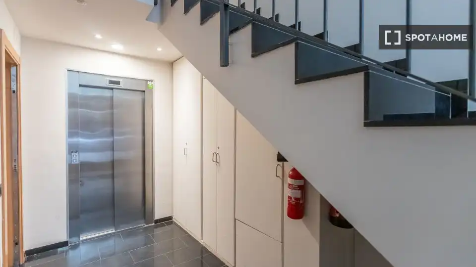 Flat with terrace to rent in Sarrià - Sant Gervasi, imagen 17