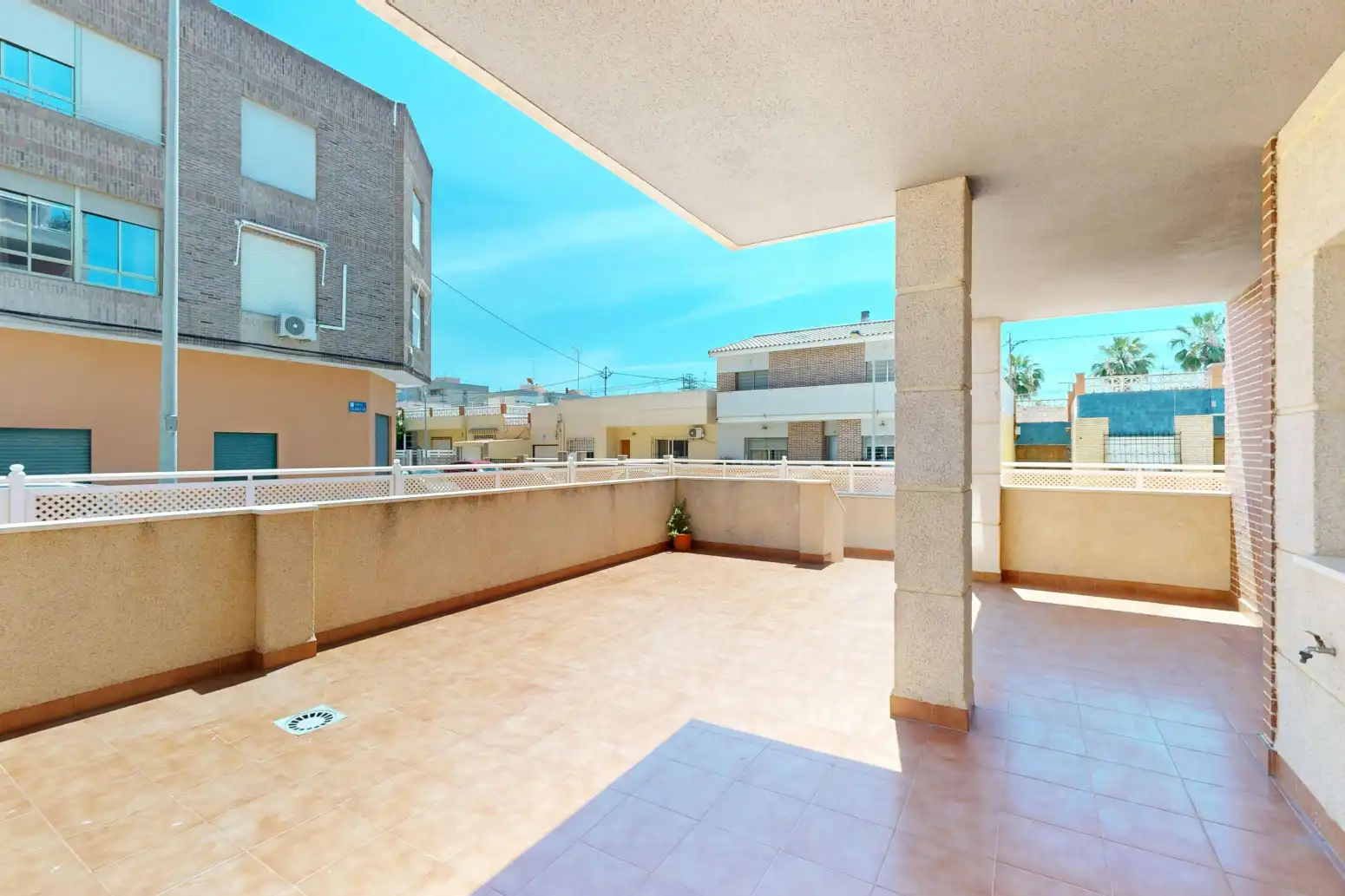 Terrasse von Wohnung zum Verkauf in Cartagena mit Privatgarten, Terrasse und Abstellraum