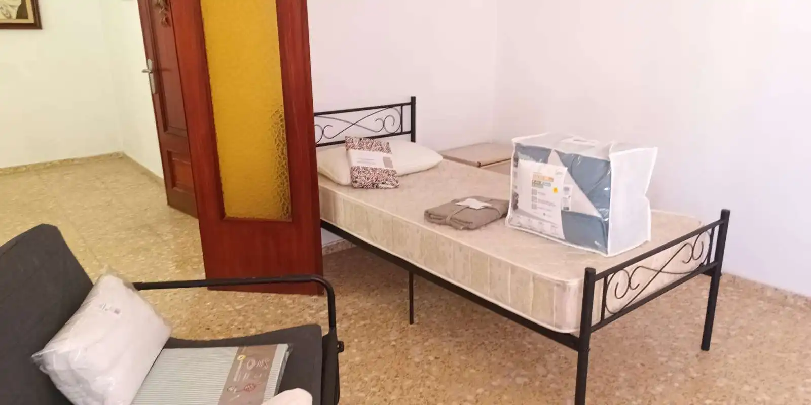 Room in Ensanche - Parque Santa Rosa