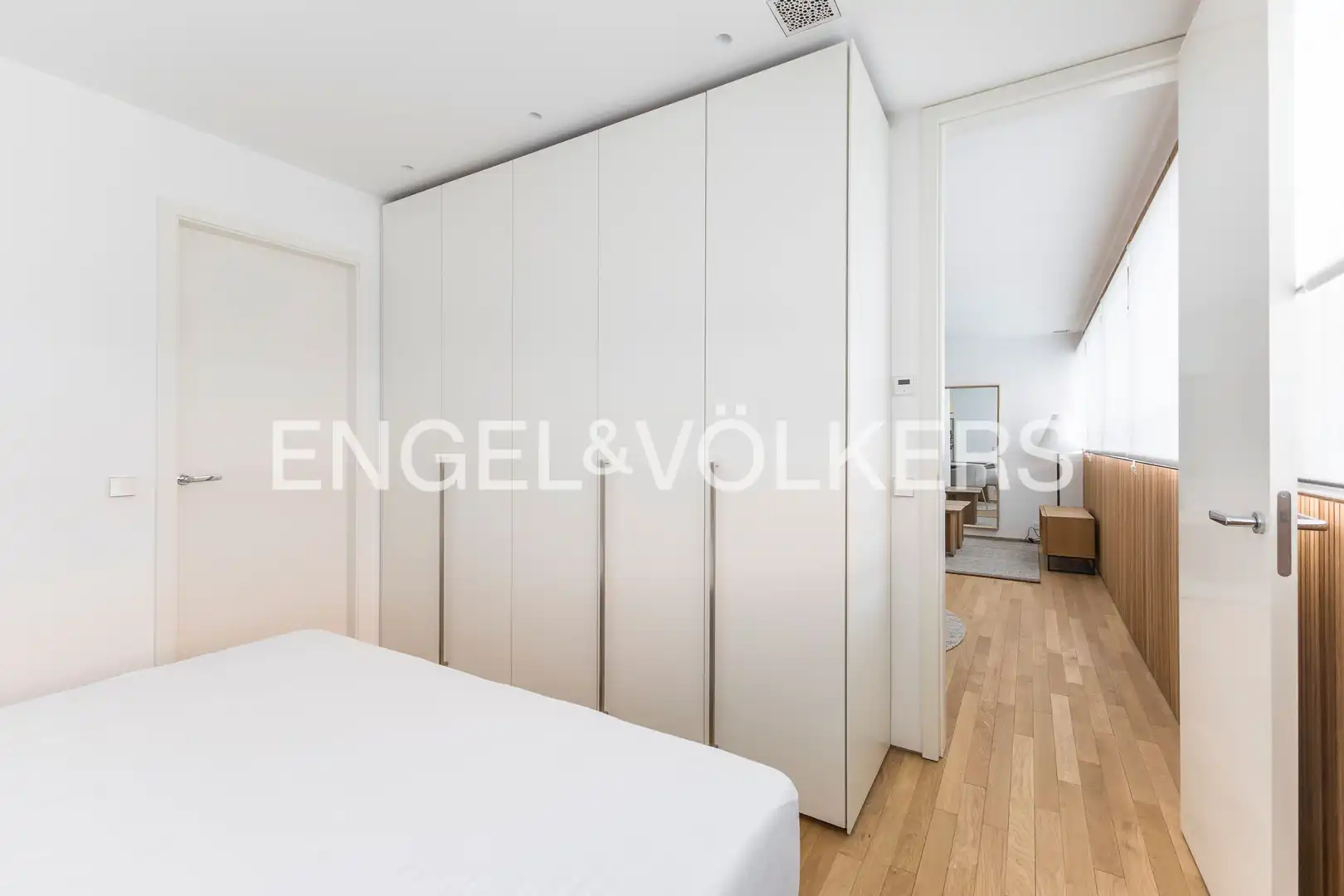Habitación de Piso en venta en Madrid con Aire acondicionado, Calefacción y Jardín privado
