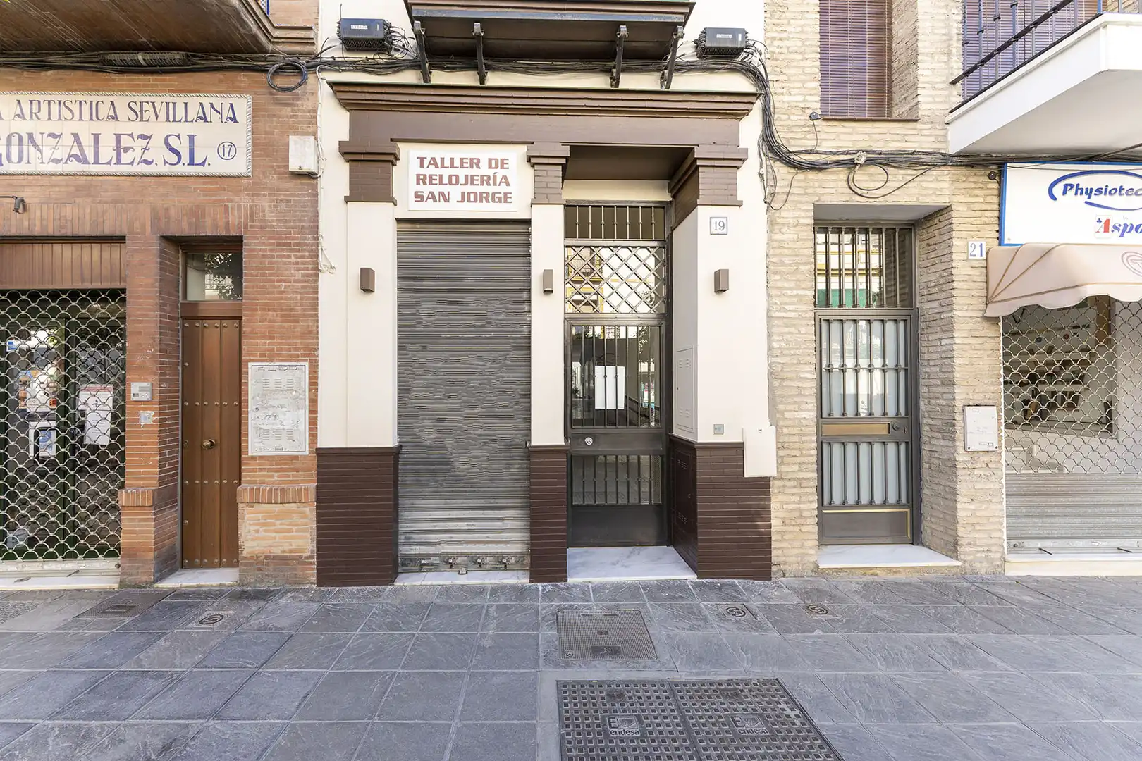 Vista exterior de Pis en venda en Sevilla amb Traster