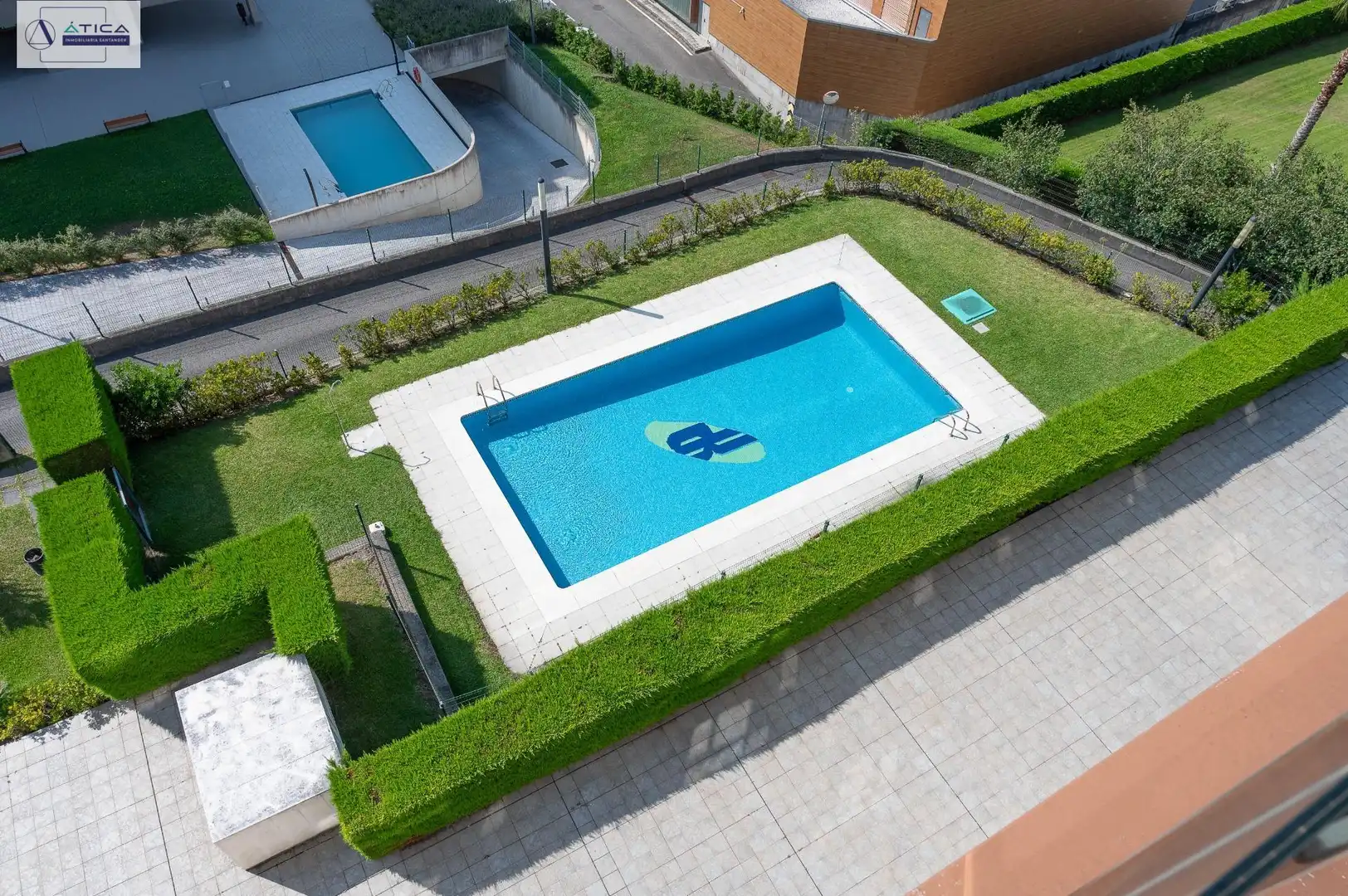 Piscina de Ático en venta en Santander con Calefacción, Jardín privado y Parquet