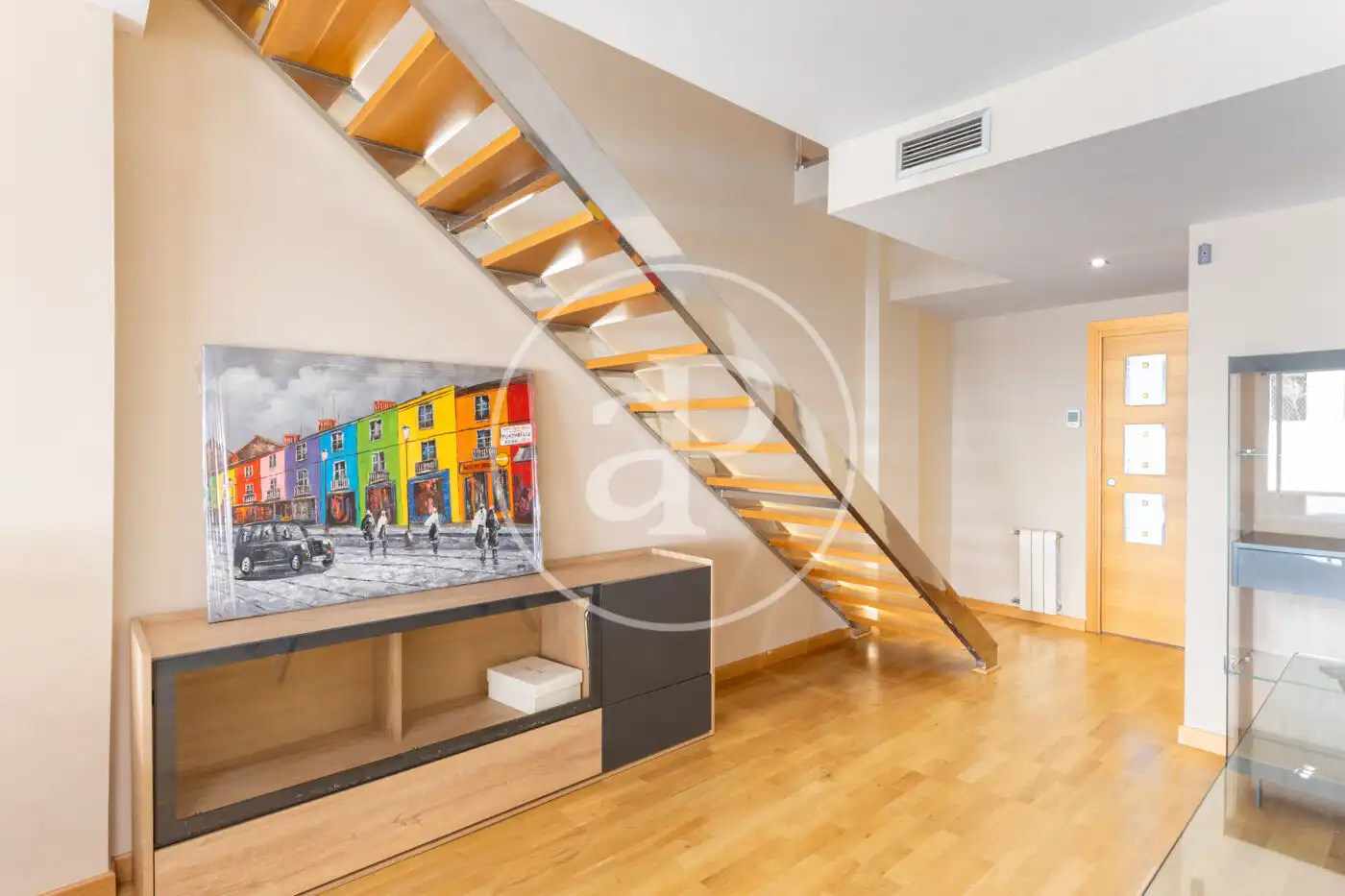 Maisonette zum Verkauf in Valencia mit Klimaanlage, Heizung und Terrasse