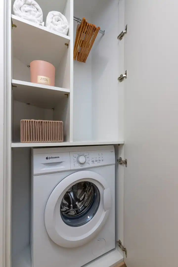 Dormitori de Apartament en venda en Roses amb Terrassa