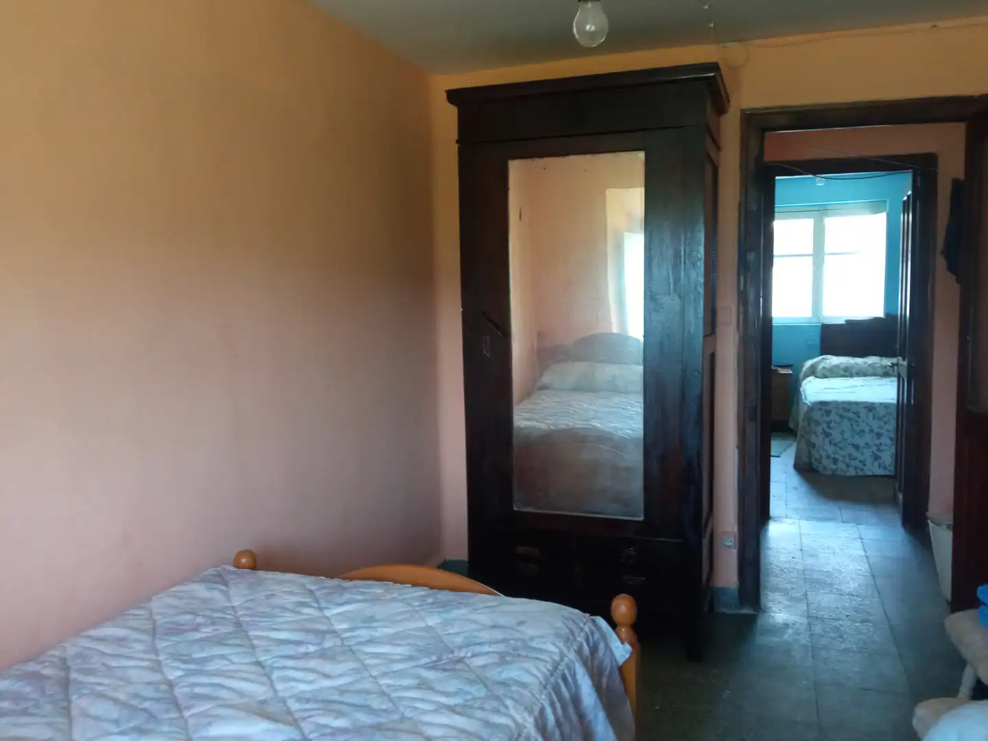 Habitación de Finca rústica en venta en Valdés - Luarca con Jardín privado, Terraza y Amueblado