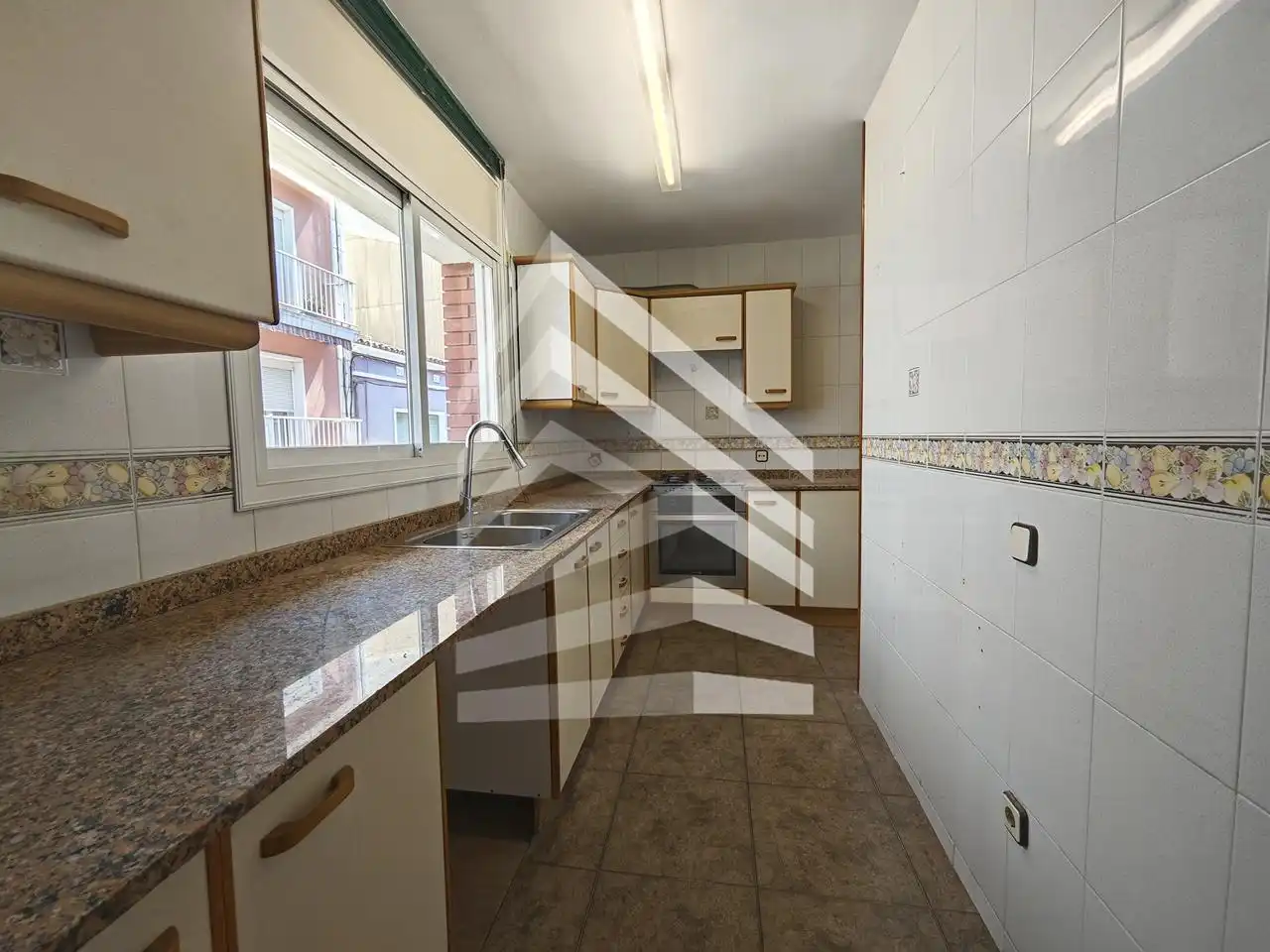 Cuina de Casa adosada en venda en Lleida amb Aire condicionat, Calefacció i Parquet