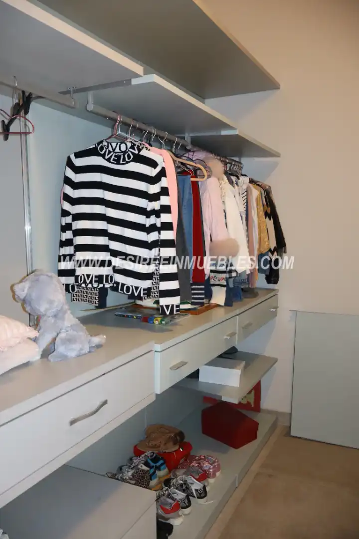 Bedroom of Flat for rent in Valencia  with Air Conditioner, Heating and Parquet flooring