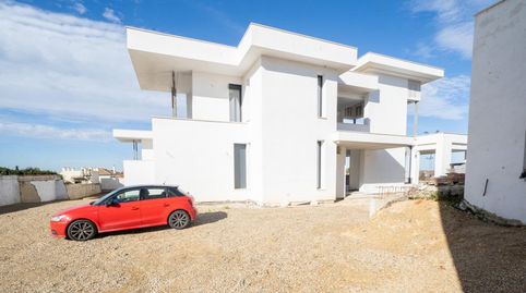 Foto 2 de Casa o chalet en venta en Calle de Manolo Cortés, Gines, Sevilla