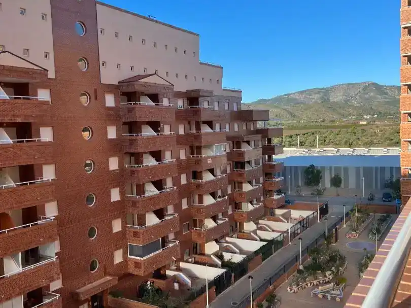 Vista exterior de Apartament en venda en Oropesa del Mar / Orpesa amb Aire condicionat, Piscina i Balcó