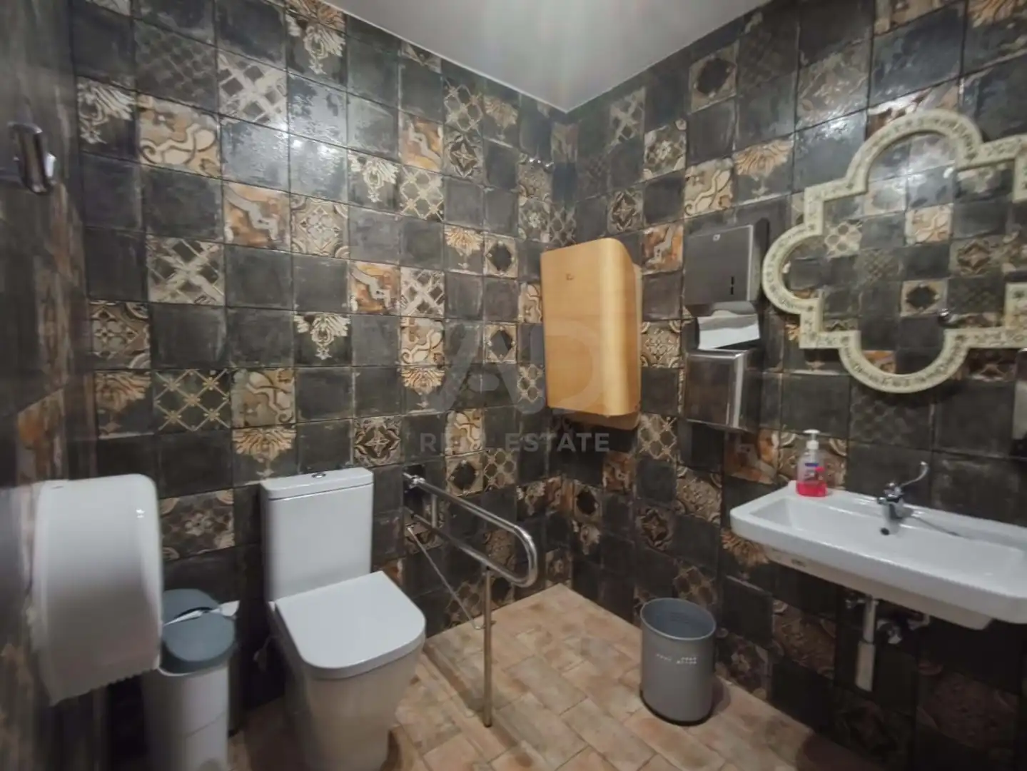 Baño de Local de alquiler en Manzanares El Real