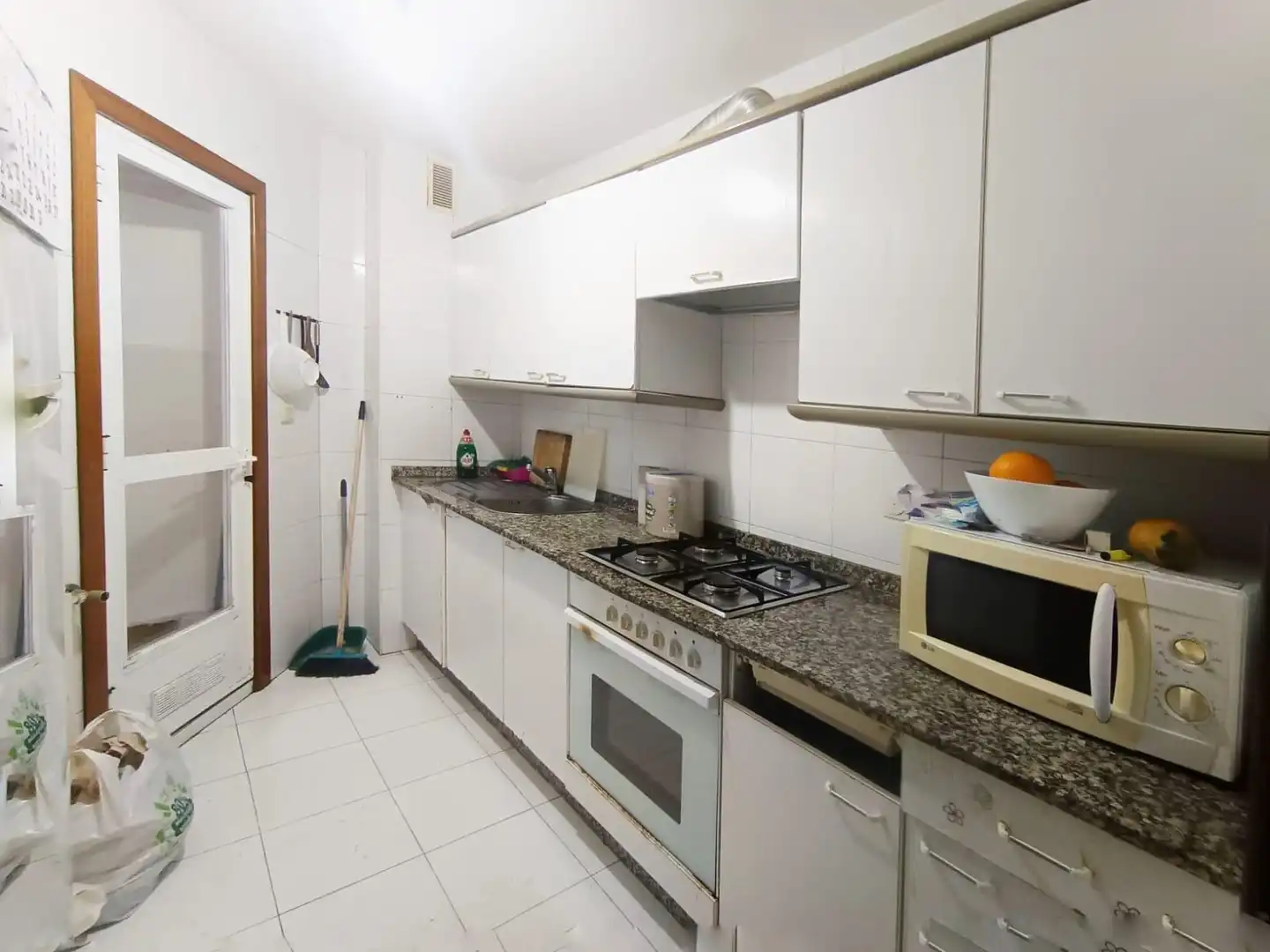 Küche von Wohnung zum Verkauf in Poio mit Möbliert