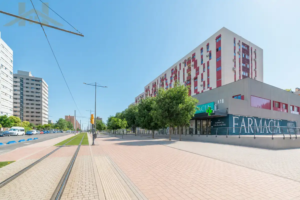 Flat for sale in Calle del Planeta Venus, Parla Este
