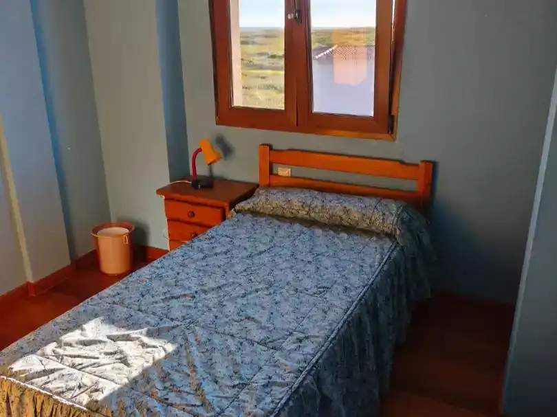 Habitación de Piso de alquiler en Ribeira con Balcón