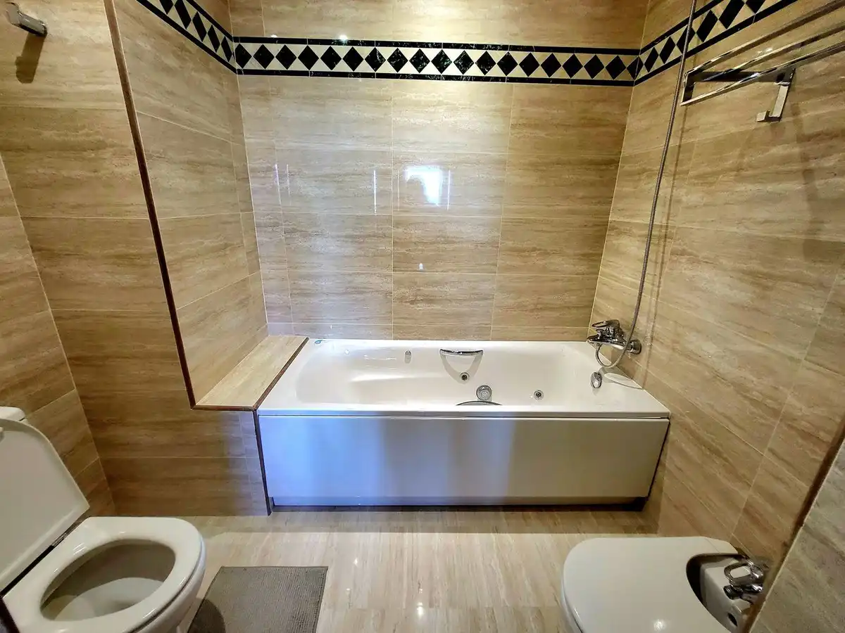 Apartamento con piscina en venta en Nueva Andalucía, imagen 14