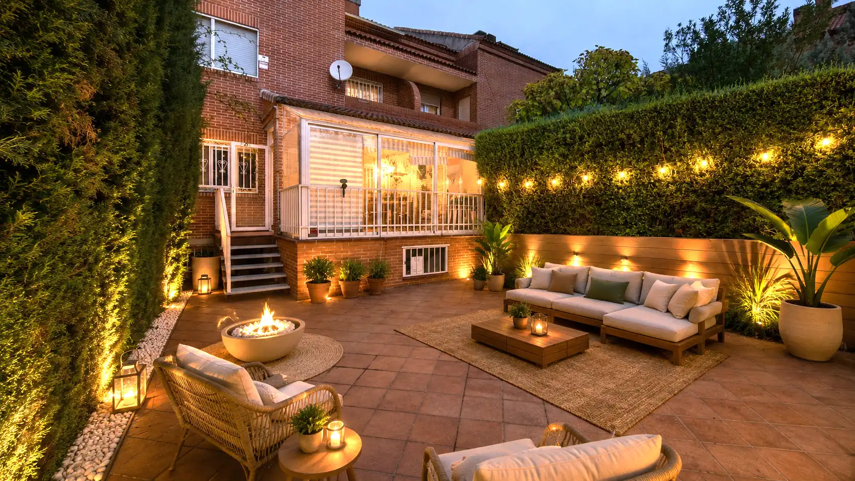 Terrassa de Casa adosada en venda en Las Rozas de Madrid amb Aire condicionat, Calefacció i Jardí privat