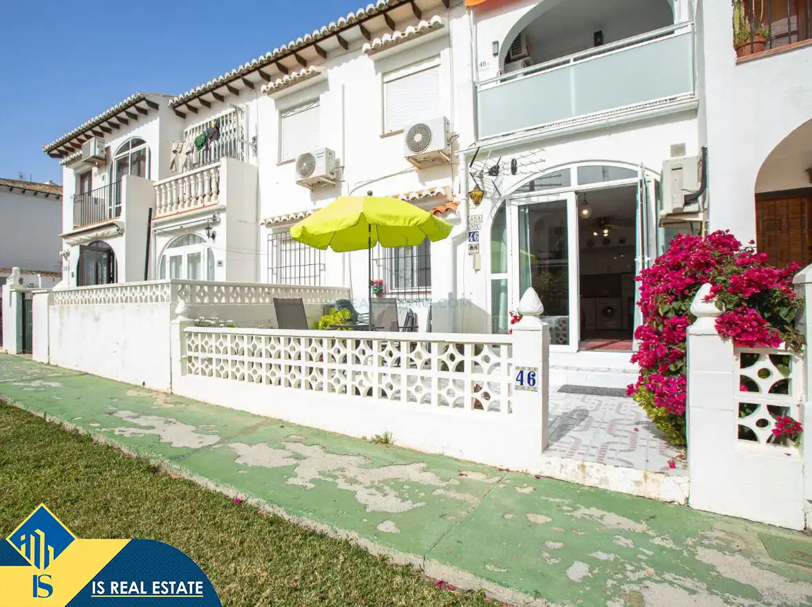 Bungalow avec piscine à vendre à Los Balcones - Los Altos
