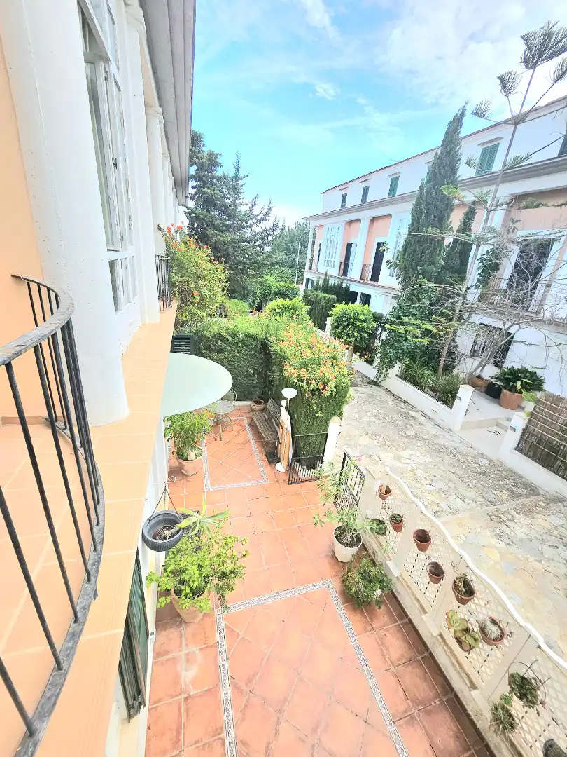 Casa aparellada amb terrassa en venda a Carrer del Pensament, imagen 27