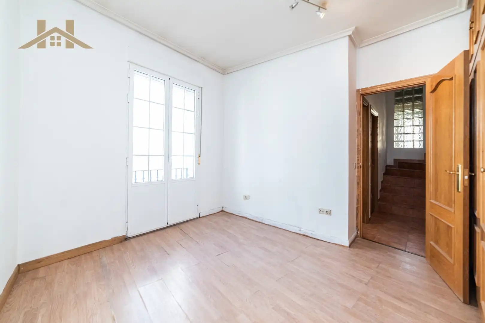 Casa adosada en venta en Colmenar Viejo con Calefacción, Trastero y Amueblado