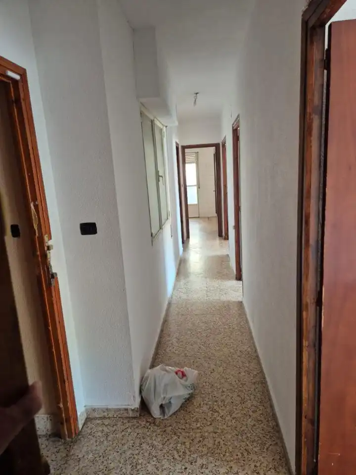 Wohnung zum Verkauf in Almansa mit Balkon