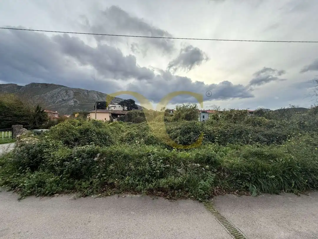 Residential zum Verkauf in Llanes
